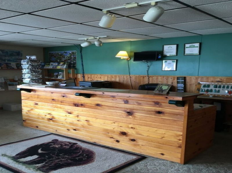 Superior Motel & Suites (Star-Lite Motel, Star Lite Motel) - Web Listing (newer photo)